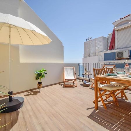 Central & Stylish 2 Bedroom Apartment W/ Balcony Кашкайш Экстерьер фото