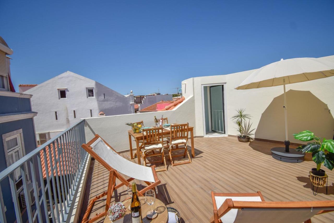 Central & Stylish 2 Bedroom Apartment W/ Balcony Кашкайш Экстерьер фото